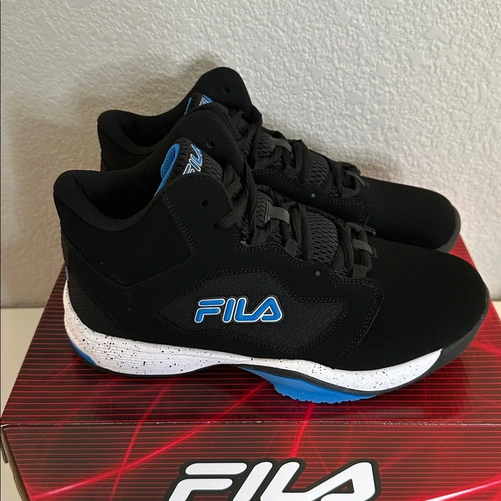 Fila Kid's Sweeper 21FW Black White Blue Sneakers Size 7 Youth New in‎ Box!
